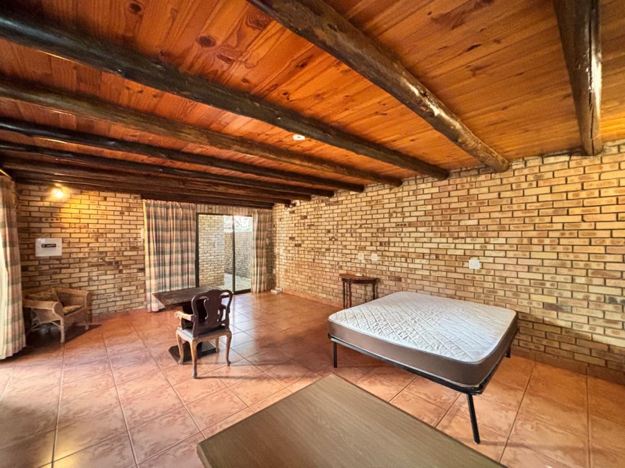 3 Bedroom Property for Sale in Mooivallei Park North West